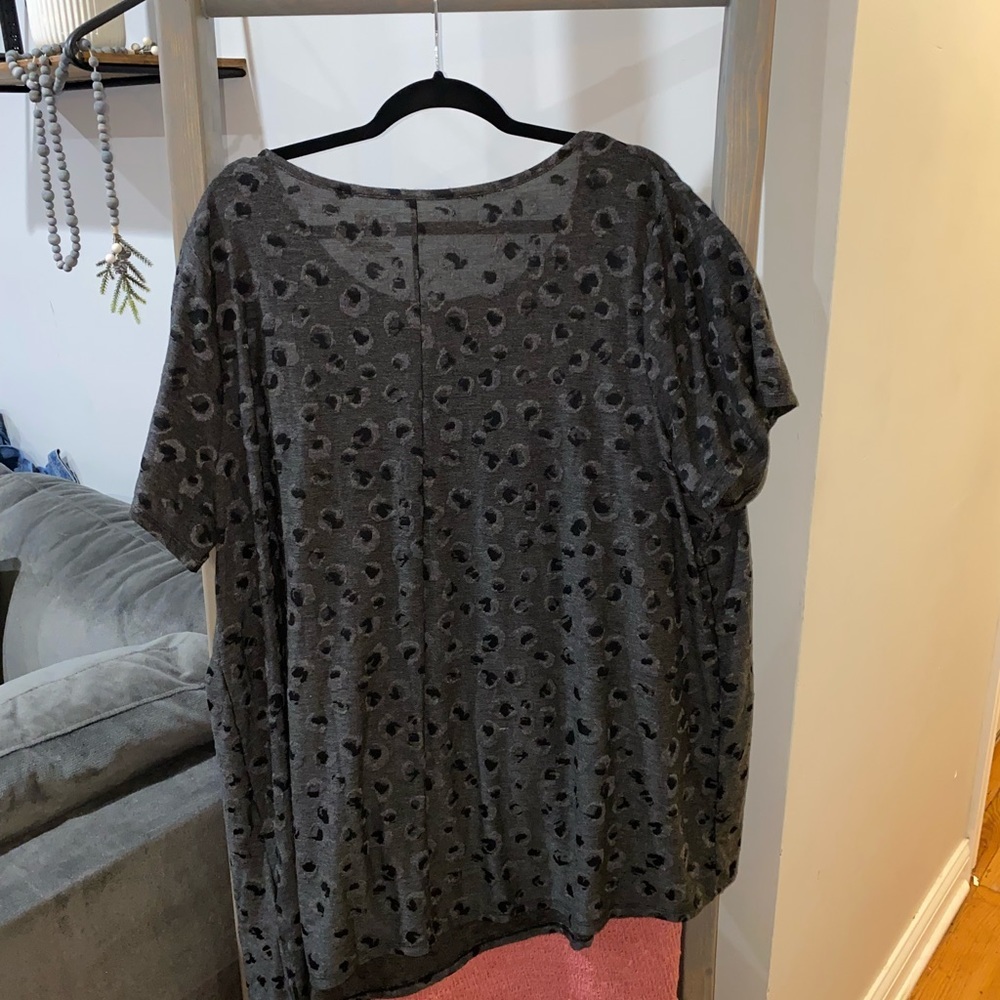 EVRI short sleeve top plus size 2x - Picture 6 of 7
